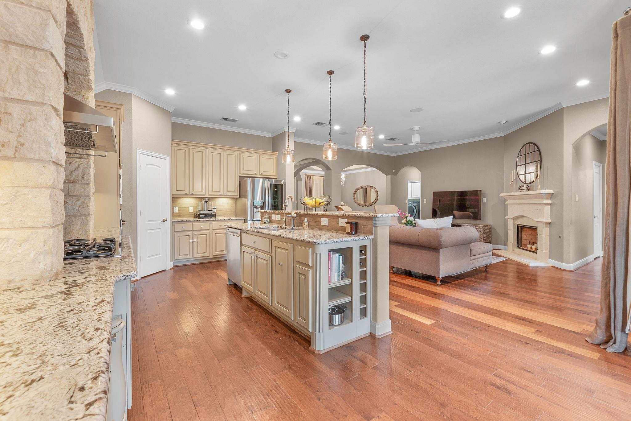 4507 Monterosa LN