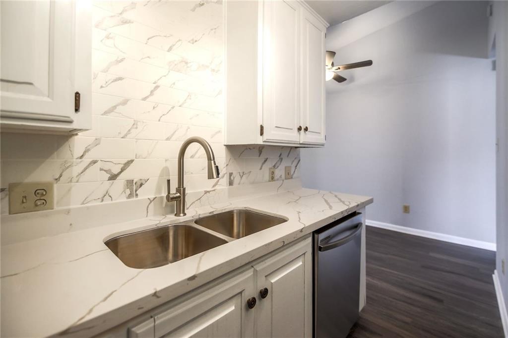 2529 Rio Grande ST 93