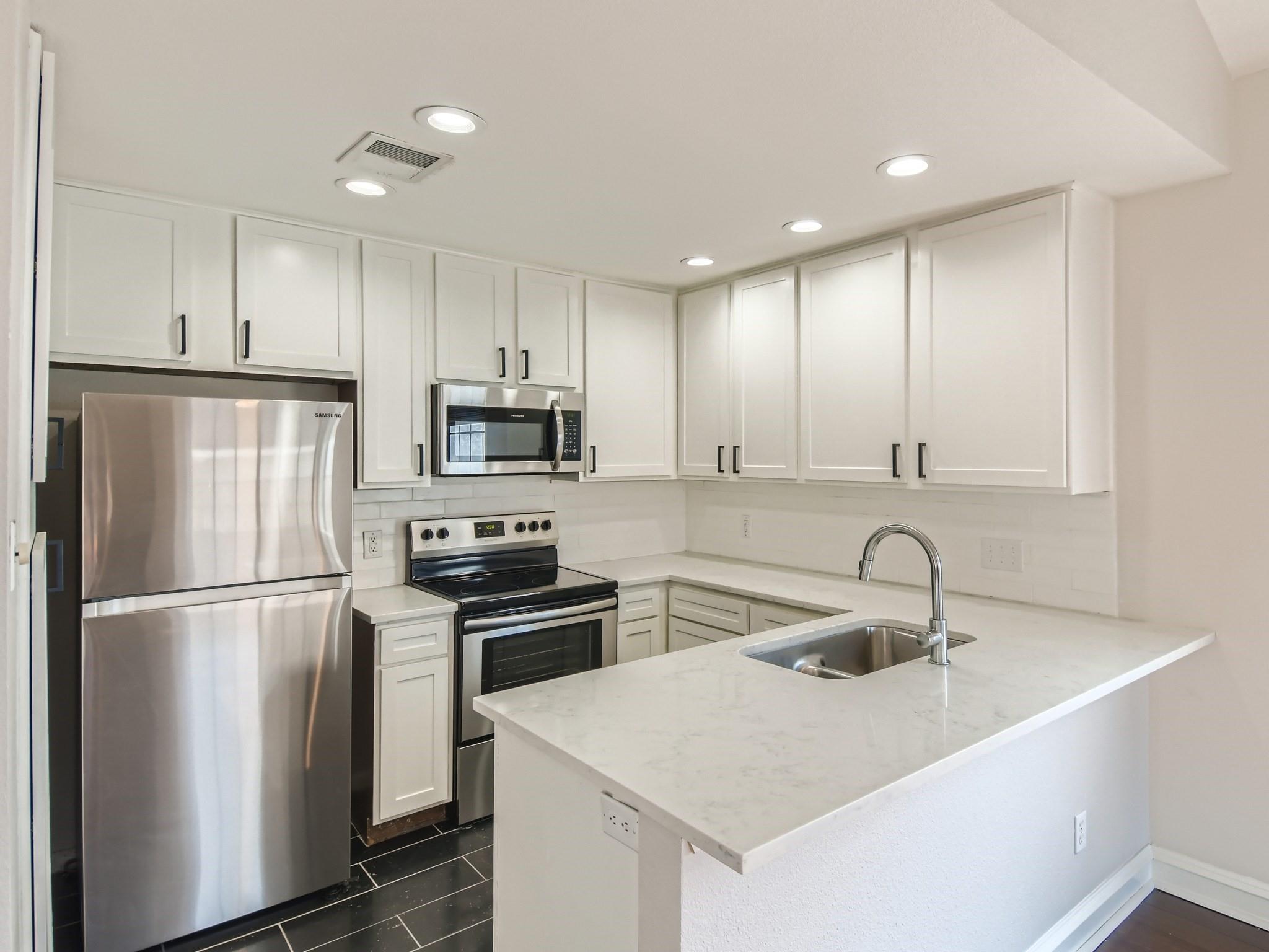 1748 OHLEN RD 41