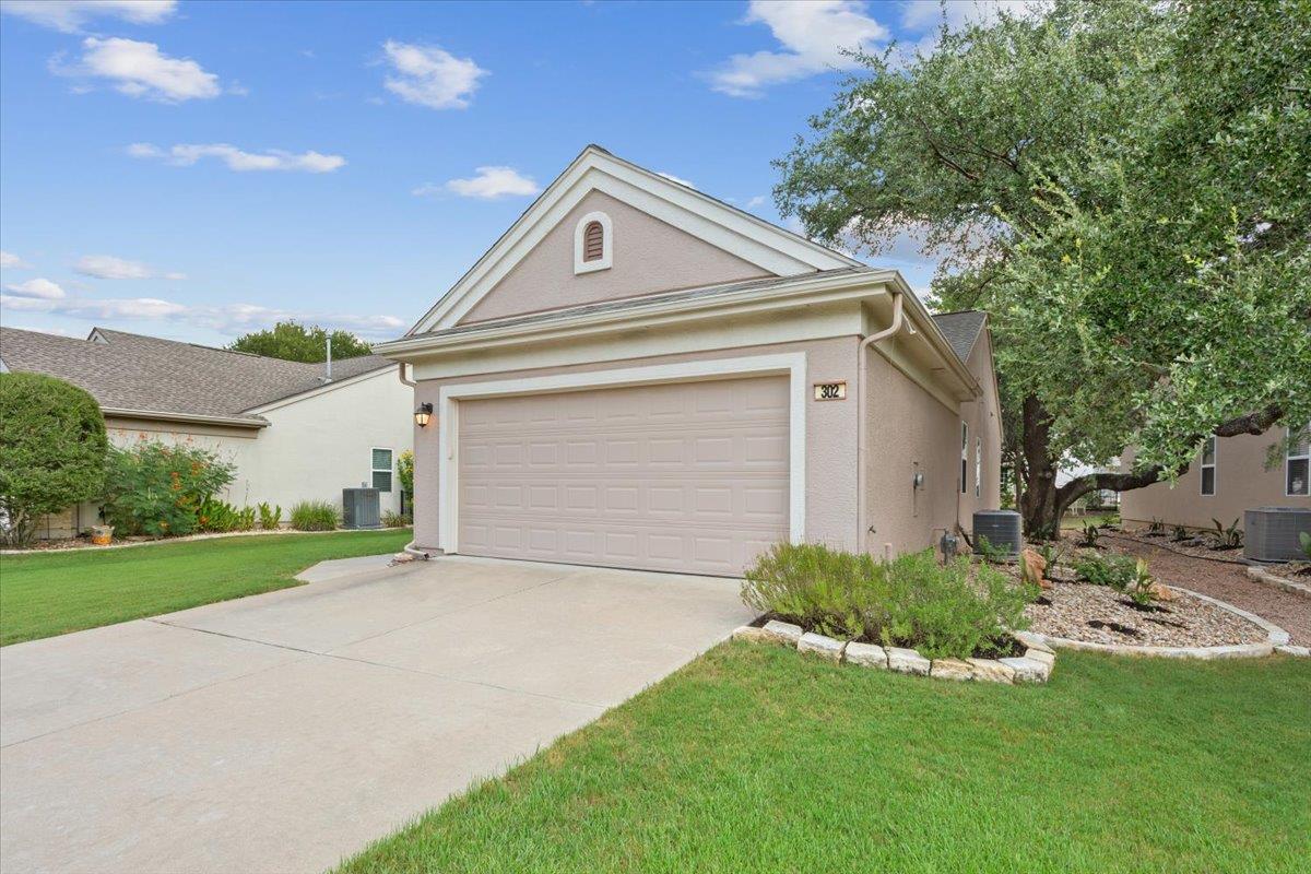 302 Klondike DR