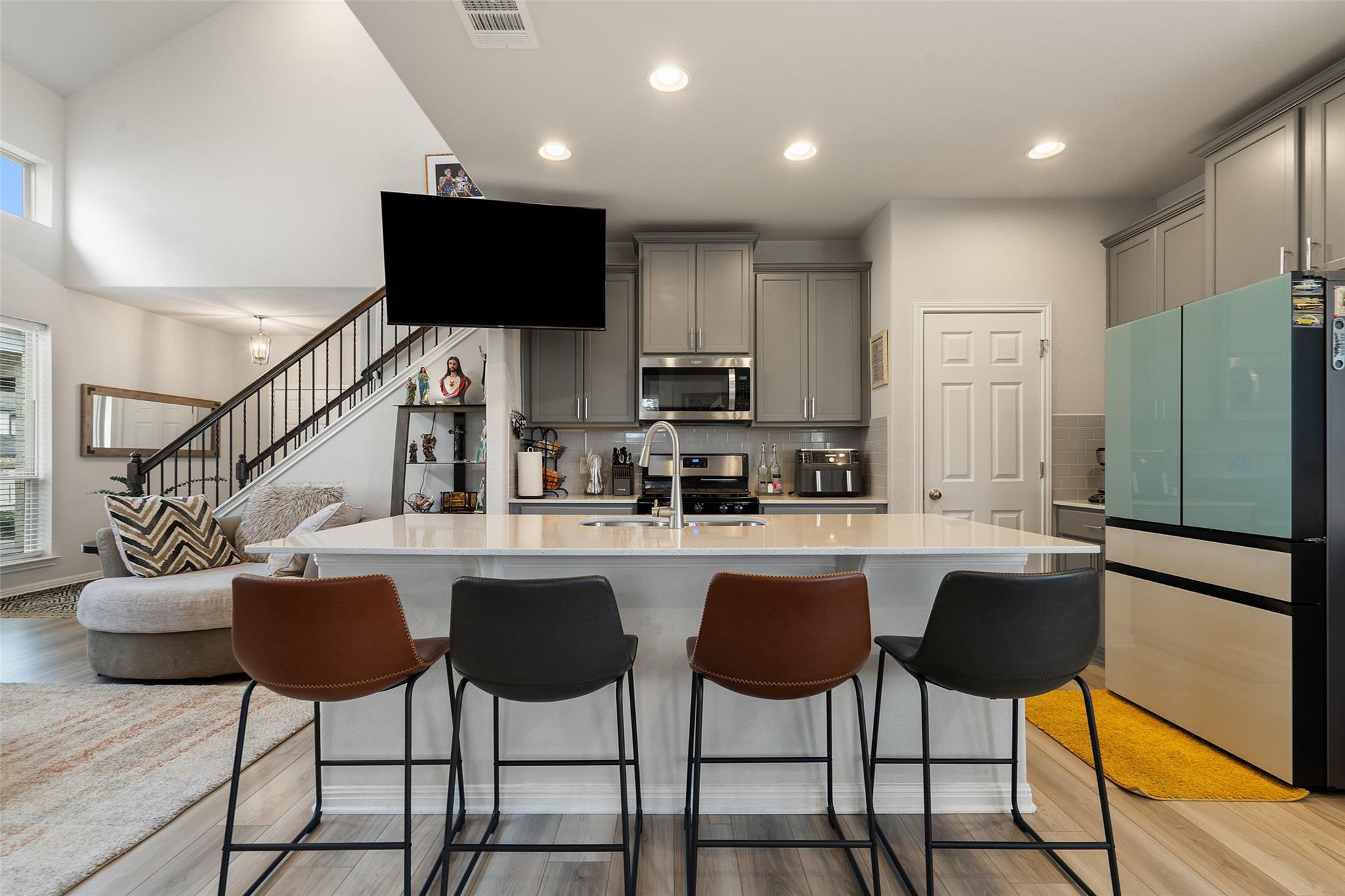 225 Audie Murphy DR
