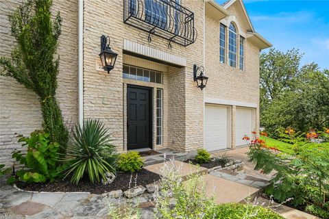 7716 Lakewood DR Austin TX 78750