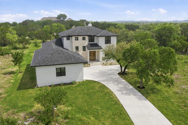 109 ROCKY SUMMIT CT, SPICEWOOD, TX 78669 - Image 86558cfeb4ee4ca464b0cb0cc184739f/39673259