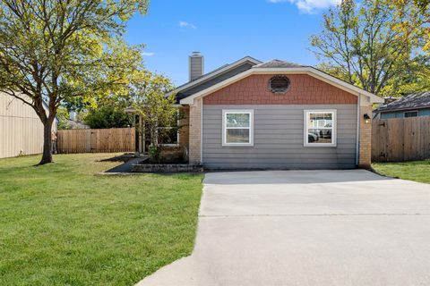 Photo of 8754 Birmingham DR, Austin, TX 78748 (MLS # 6758766)
