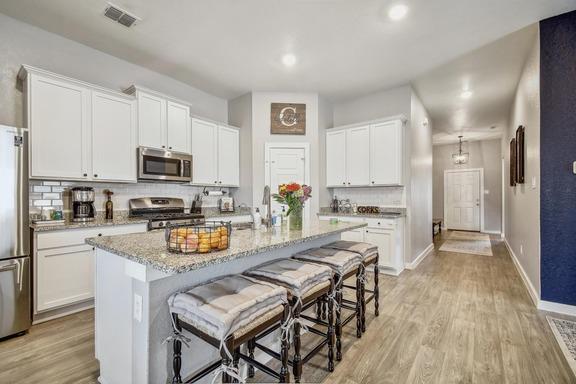 5907 Akin RUN