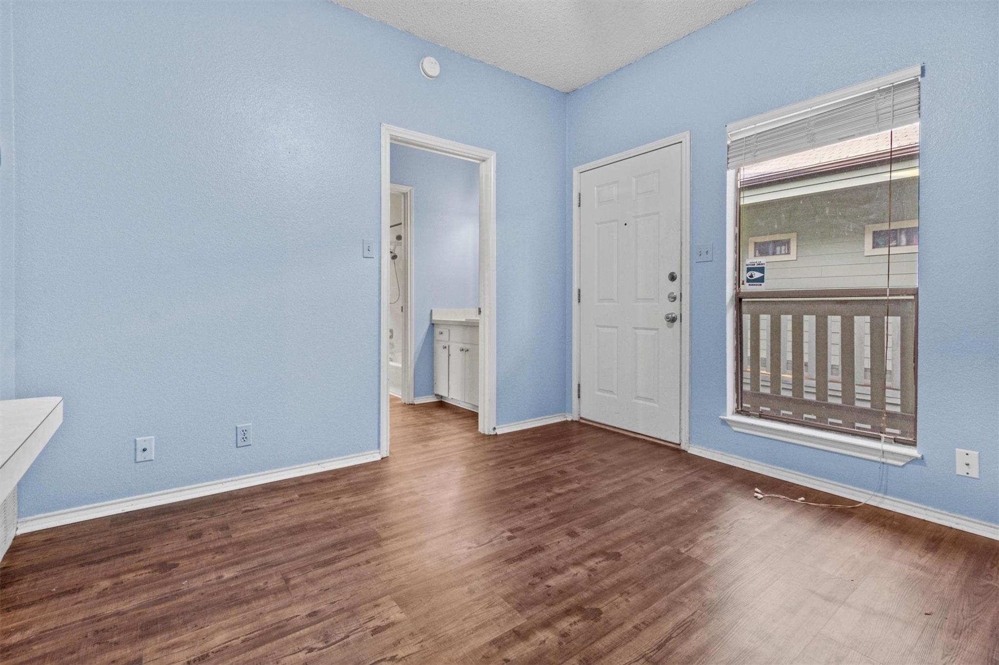 3206 King ST 204