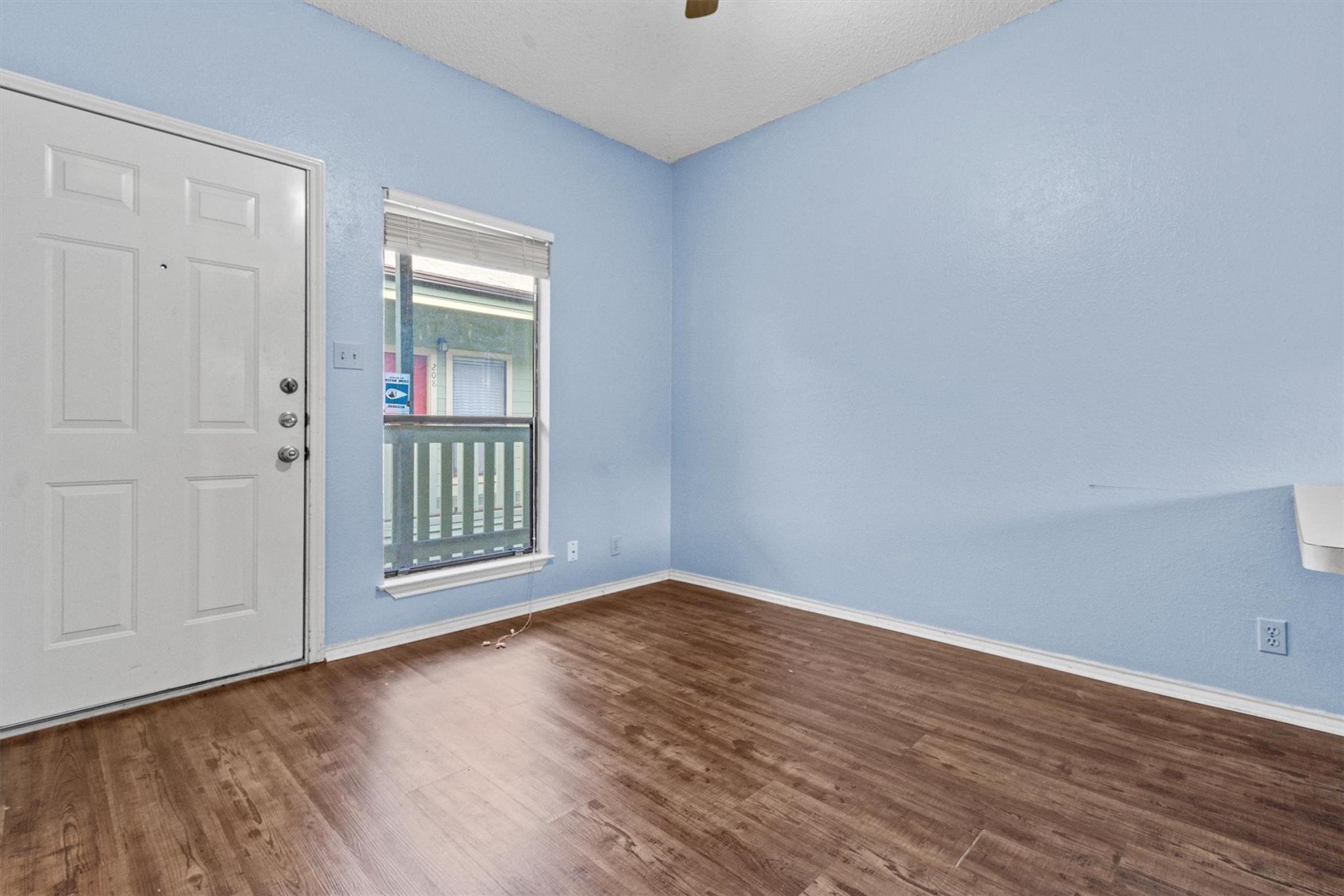 3206 King ST 204