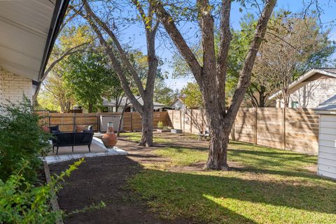 Tiny photo for 1812 Ohlen RD, Austin, TX 78757 (MLS # 6305021)