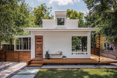 Photo of 2211 Canterbury ST #A, Austin, TX 78702 (MLS # 9355801)