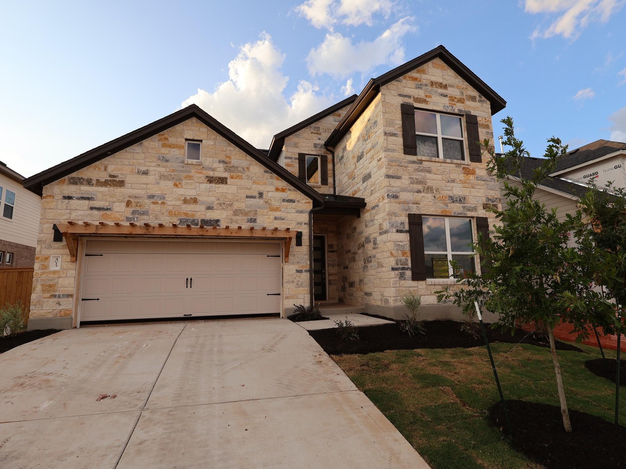 4013 Waxahachie RD