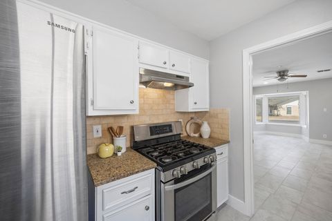 Tiny photo for 7321 Shadywood DR, Austin, TX 78745 (MLS # 5349097)