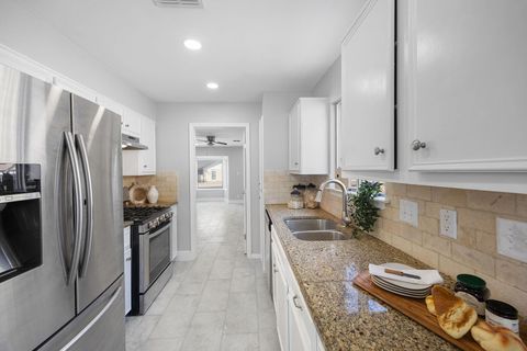 Tiny photo for 7321 Shadywood DR, Austin, TX 78745 (MLS # 5349097)