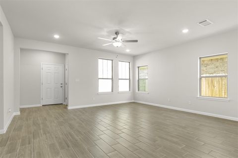 Tiny photo for 18309 Emu LN, Manor, TX 78653 (MLS # 8941355)