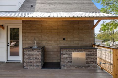 Tiny photo for 5202 Woodmoor DR, Austin, TX 78721 (MLS # 5719757)