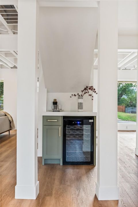 Tiny photo for 5202 Woodmoor DR, Austin, TX 78721 (MLS # 5719757)