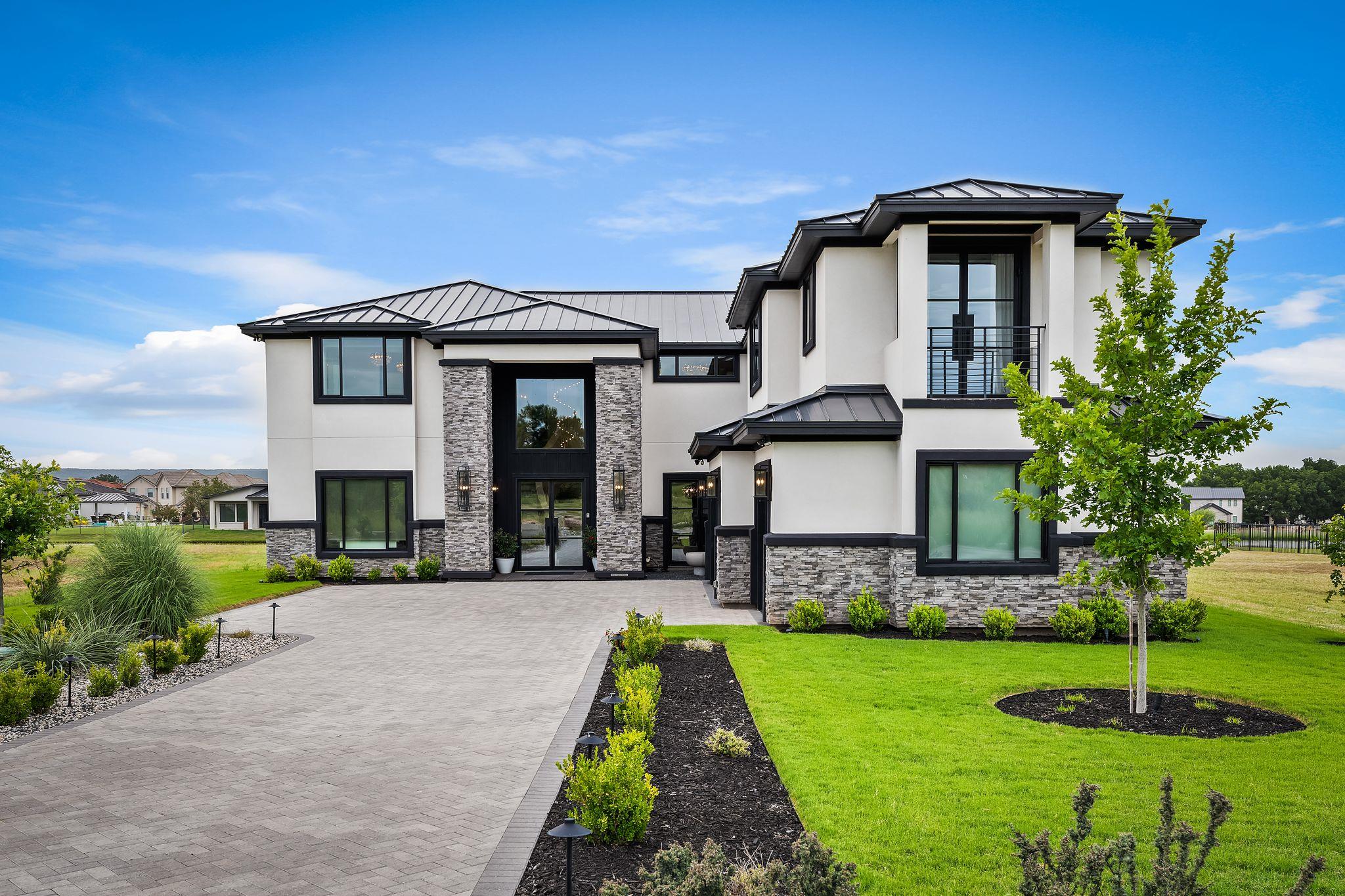 104 Summerlife LN