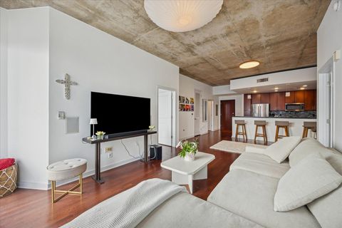 Tiny photo for 360 Nueces ST #3309, Austin, TX 78701 (MLS # 6242227)