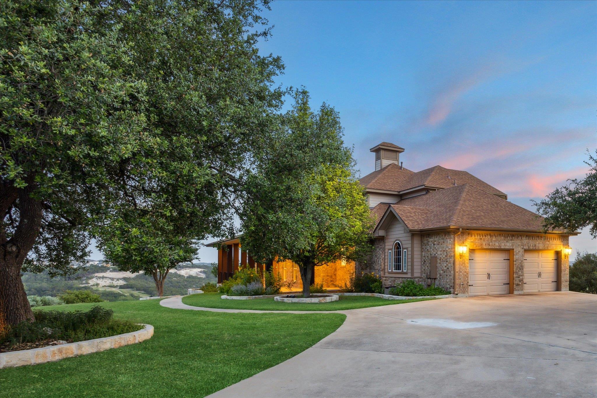 3207 Crystal Falls PKWY