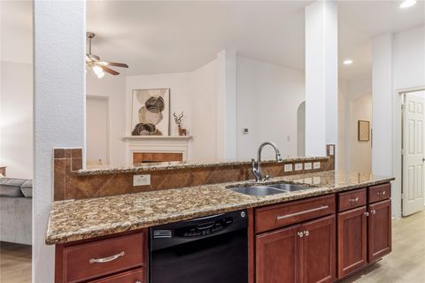 Tiny photo for 11517 Shadow Creek DR, Manor, TX 78653 (MLS # 9135952)