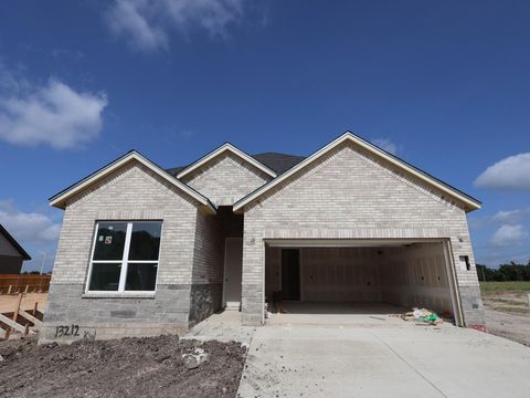 Photo of 13212 Keefer DR, Austin, TX 78652 (MLS # 1581720)