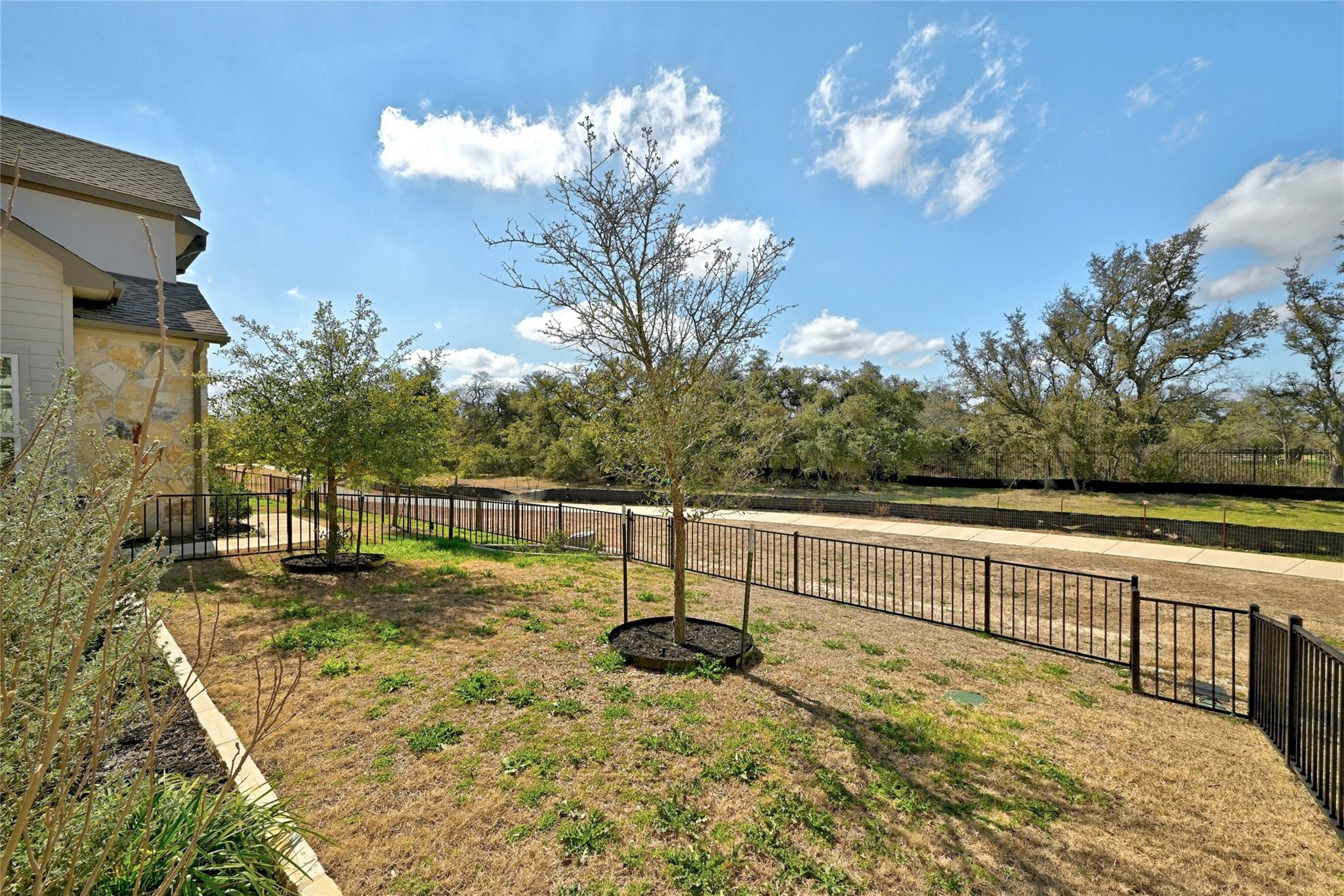 145 Mount Ord LN