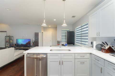 Tiny photo for 302 Delmar Ave #B, Austin, TX 78752 (MLS # 7351552)