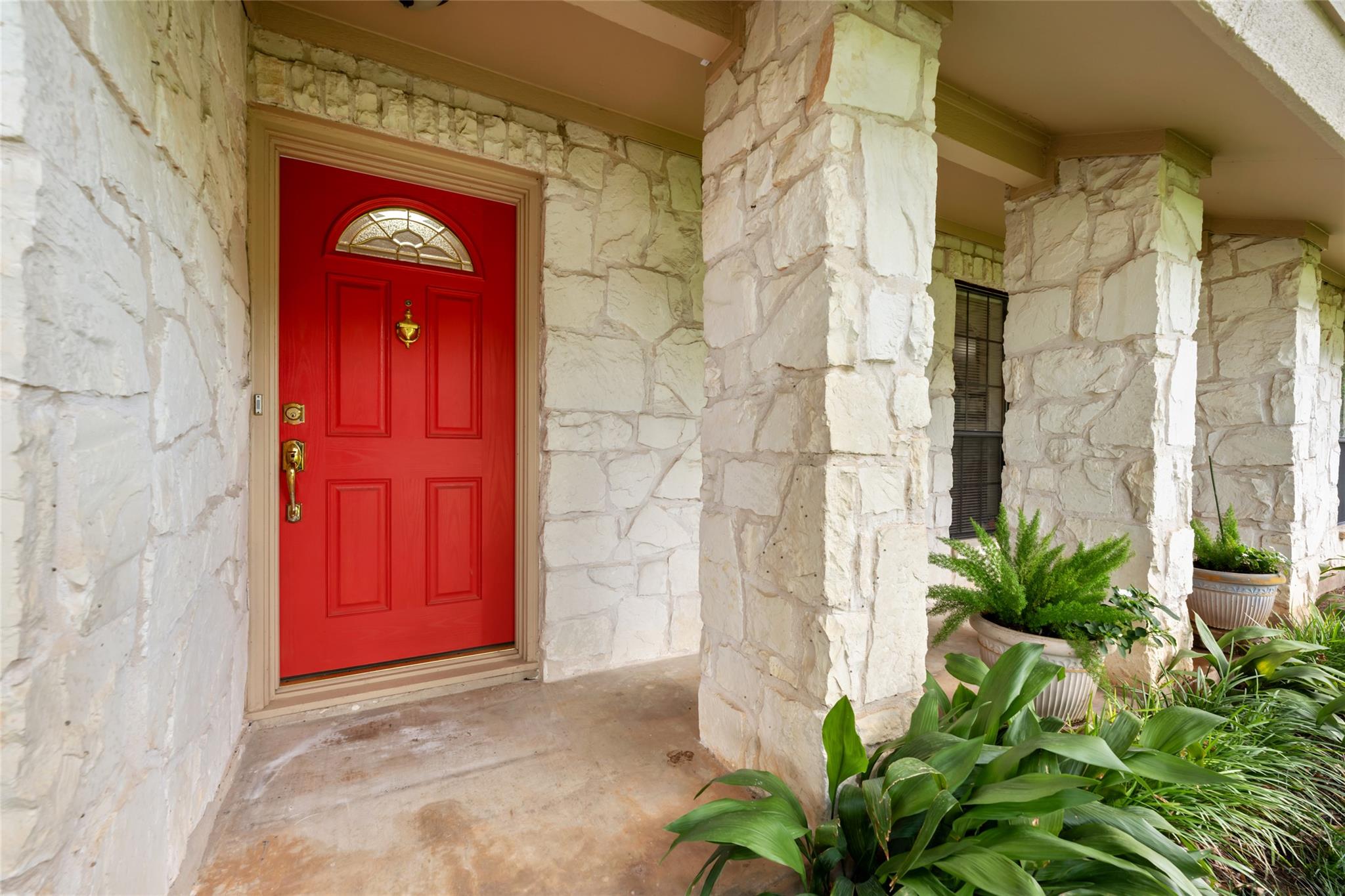 111 Spanish Oak CIR