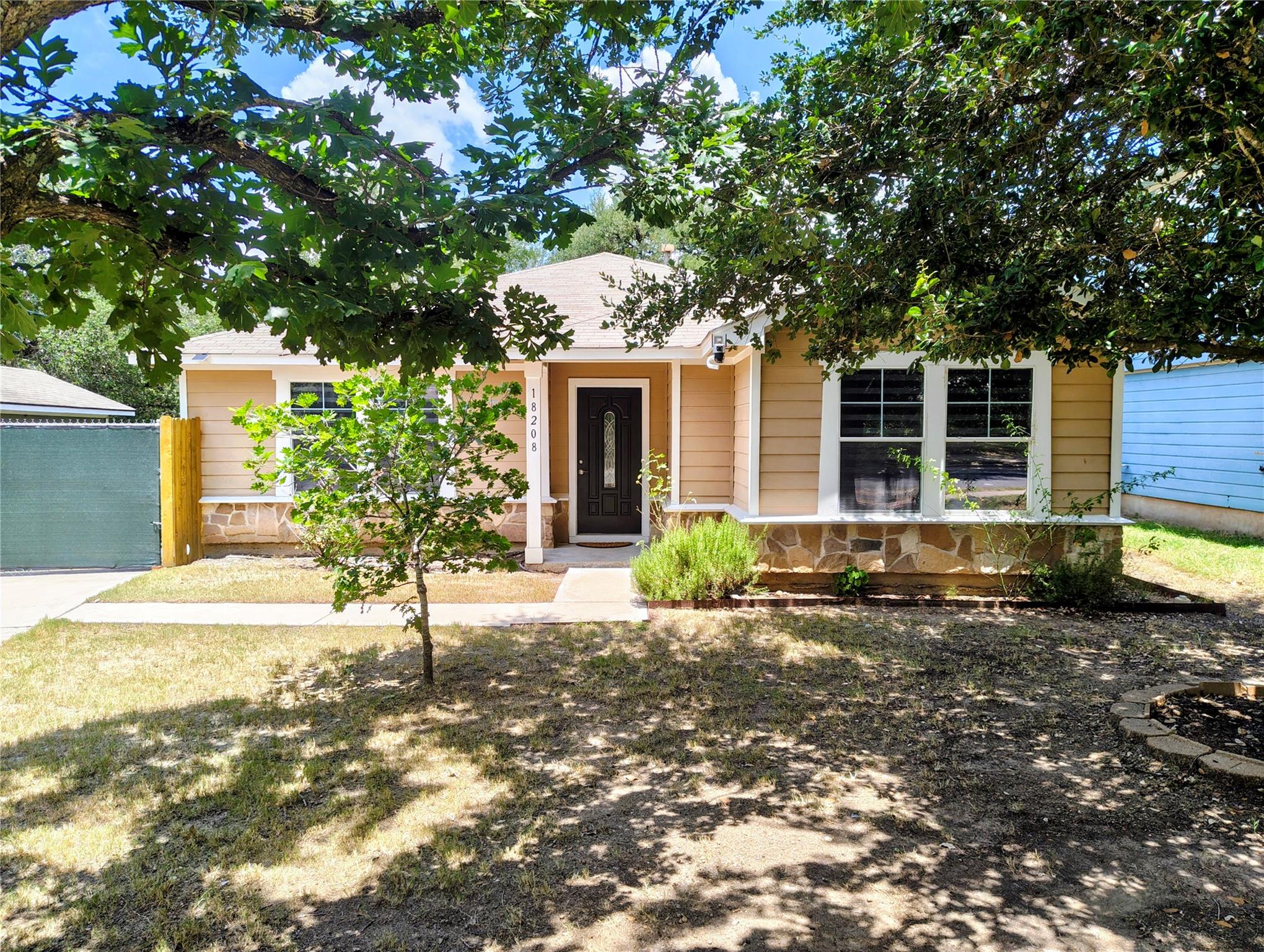 18208 Flathead DR