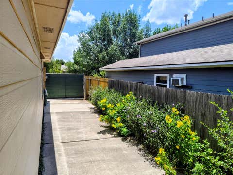 Tiny photo for 18208 Flathead DR, Manor, TX 78653 (MLS # 5587739)