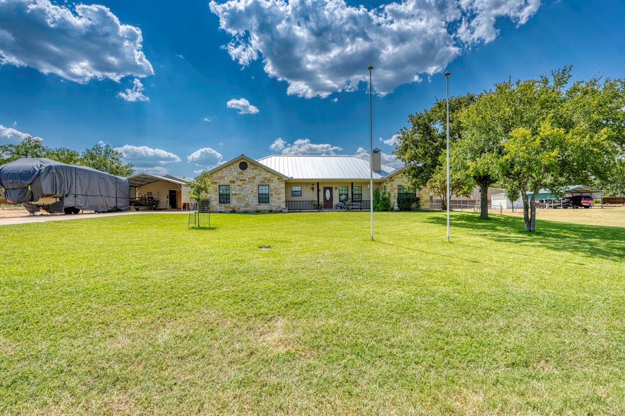 809 Skyline DR