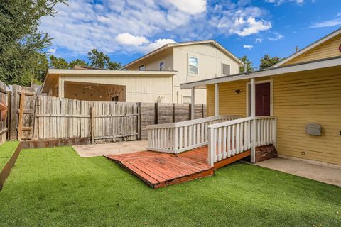 Tiny photo for 2308 Santa Rita ST, Austin, TX 78702 (MLS # 4969797)