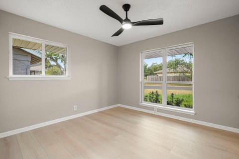 Tiny photo for 1102 Inland GRN, Austin, TX 78758 (MLS # 9962930)