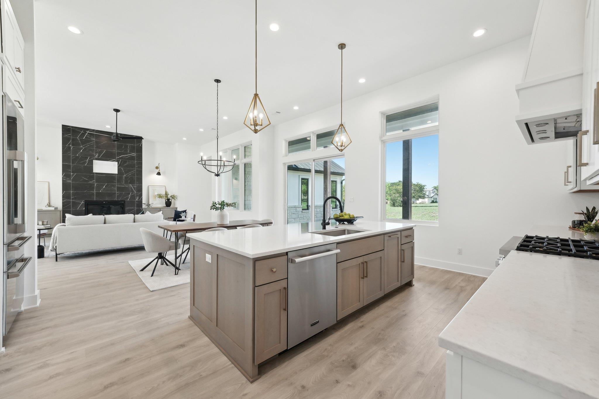 116 Mitchell Creek DR