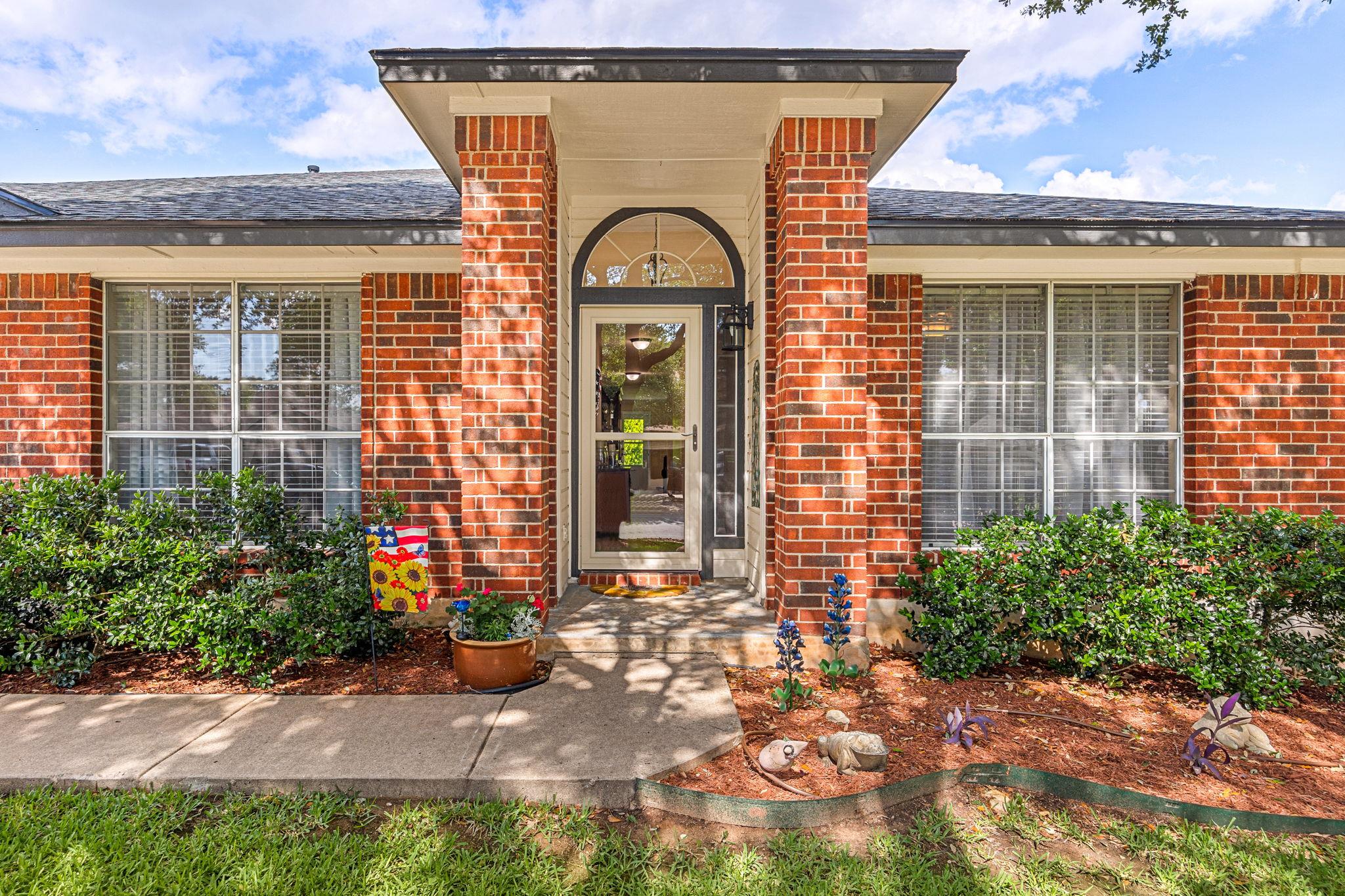 1210 Rice Ave