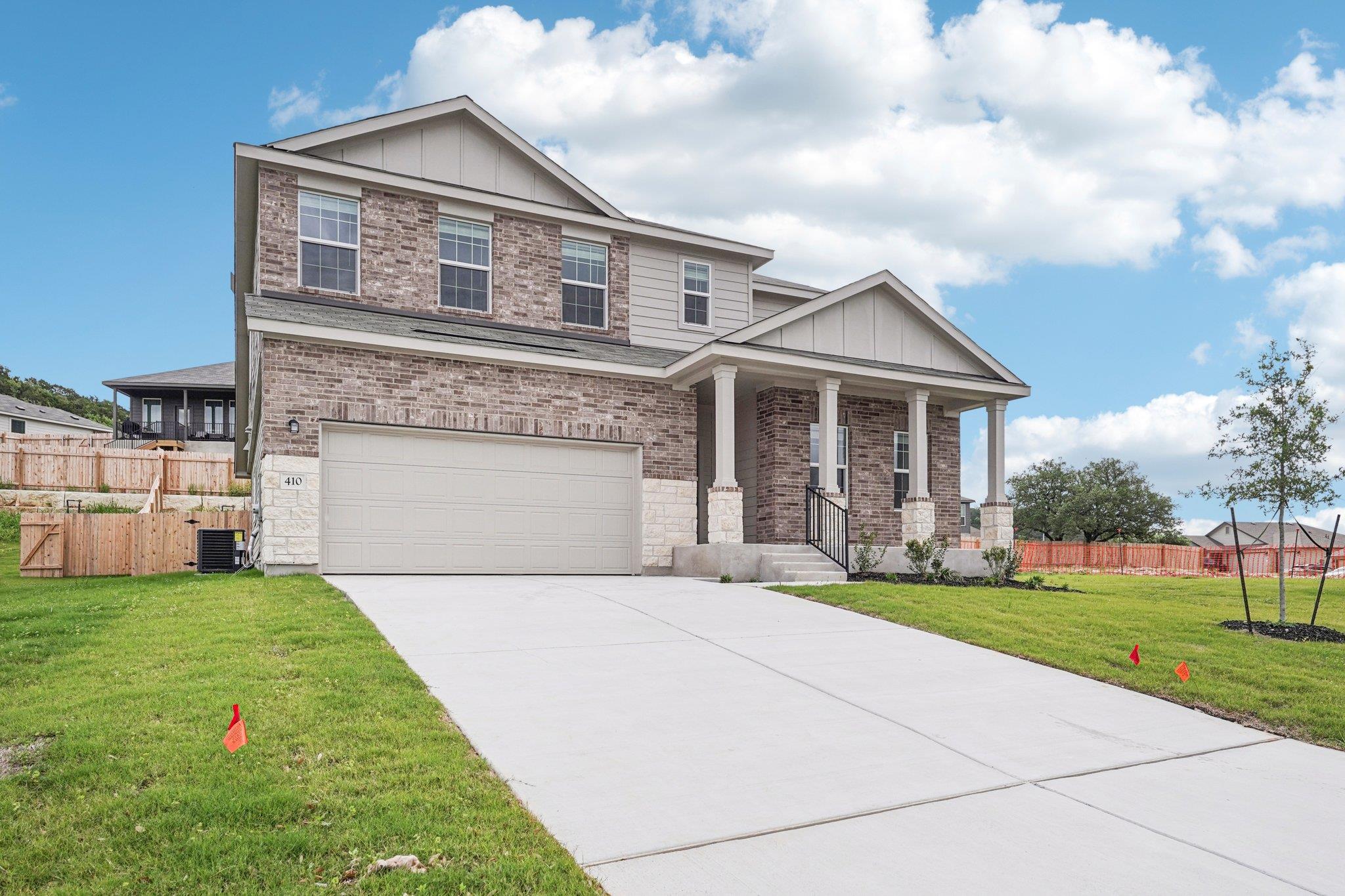 410 Bobby Lou LN