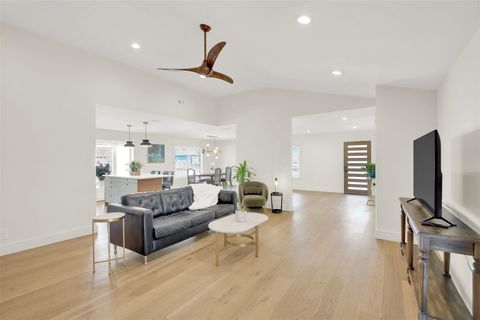 Tiny photo for 7510 Daugherty ST, Austin, TX 78757 (MLS # 2798944)