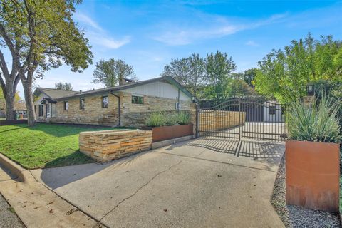 Tiny photo for 7510 Daugherty ST, Austin, TX 78757 (MLS # 2798944)