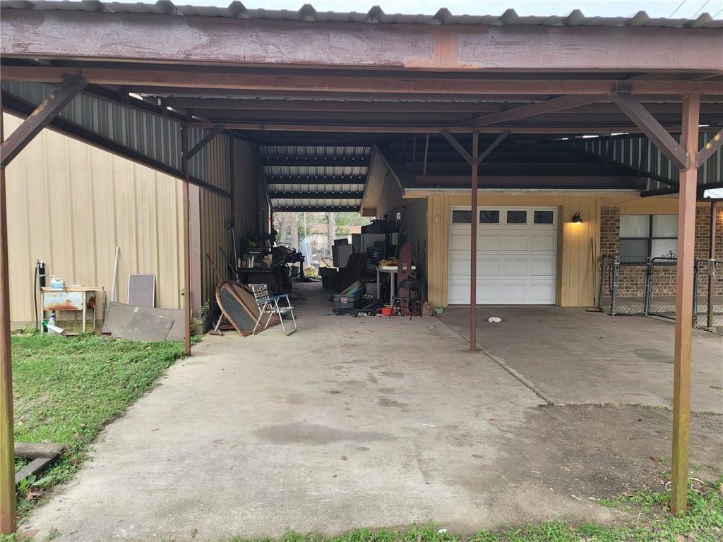 19219 Hog Eye RD