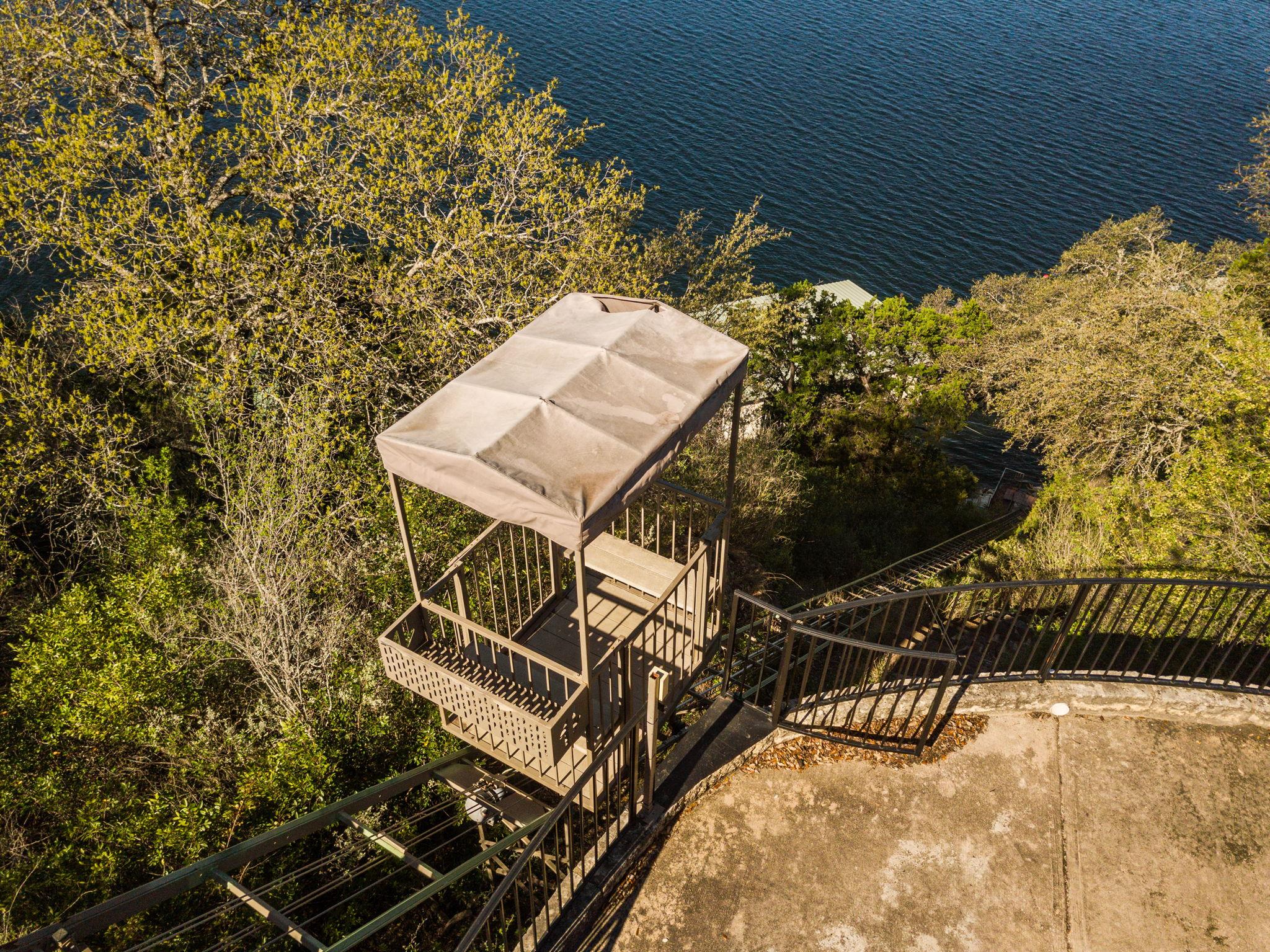 2804B Lohmans Ford RD