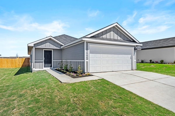401 WILD GOOSE DR, LULING, TX 78648 - Image 87a2fdf09e0a86ab7321cb799be8d2c3/3251940200