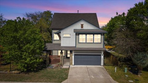 Photo of 1405 Matthews LN, Austin, TX 78745 (MLS # 3025074)