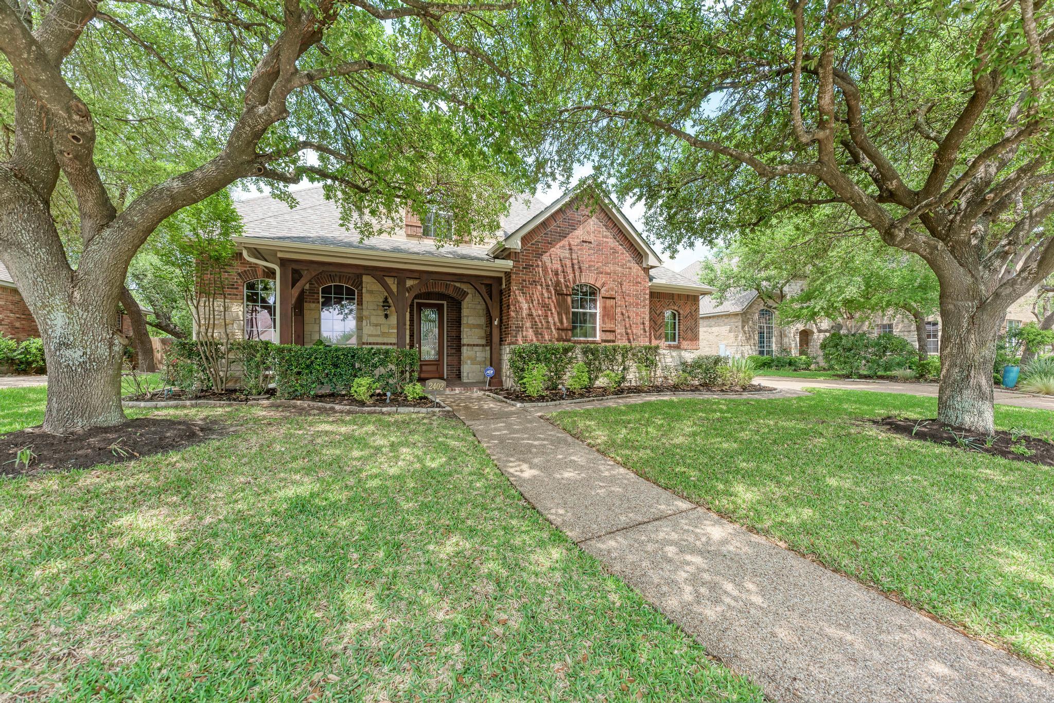 2402 Silent Brook TRL