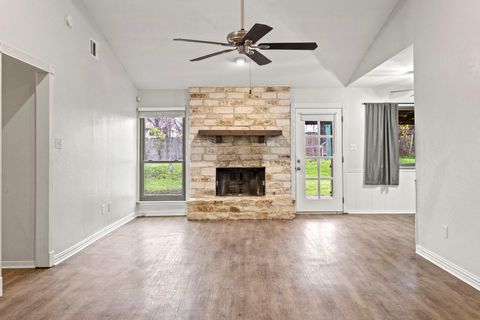 Tiny photo for 413 Suzzane RD, Pflugerville, TX 78660 (MLS # 2079511)