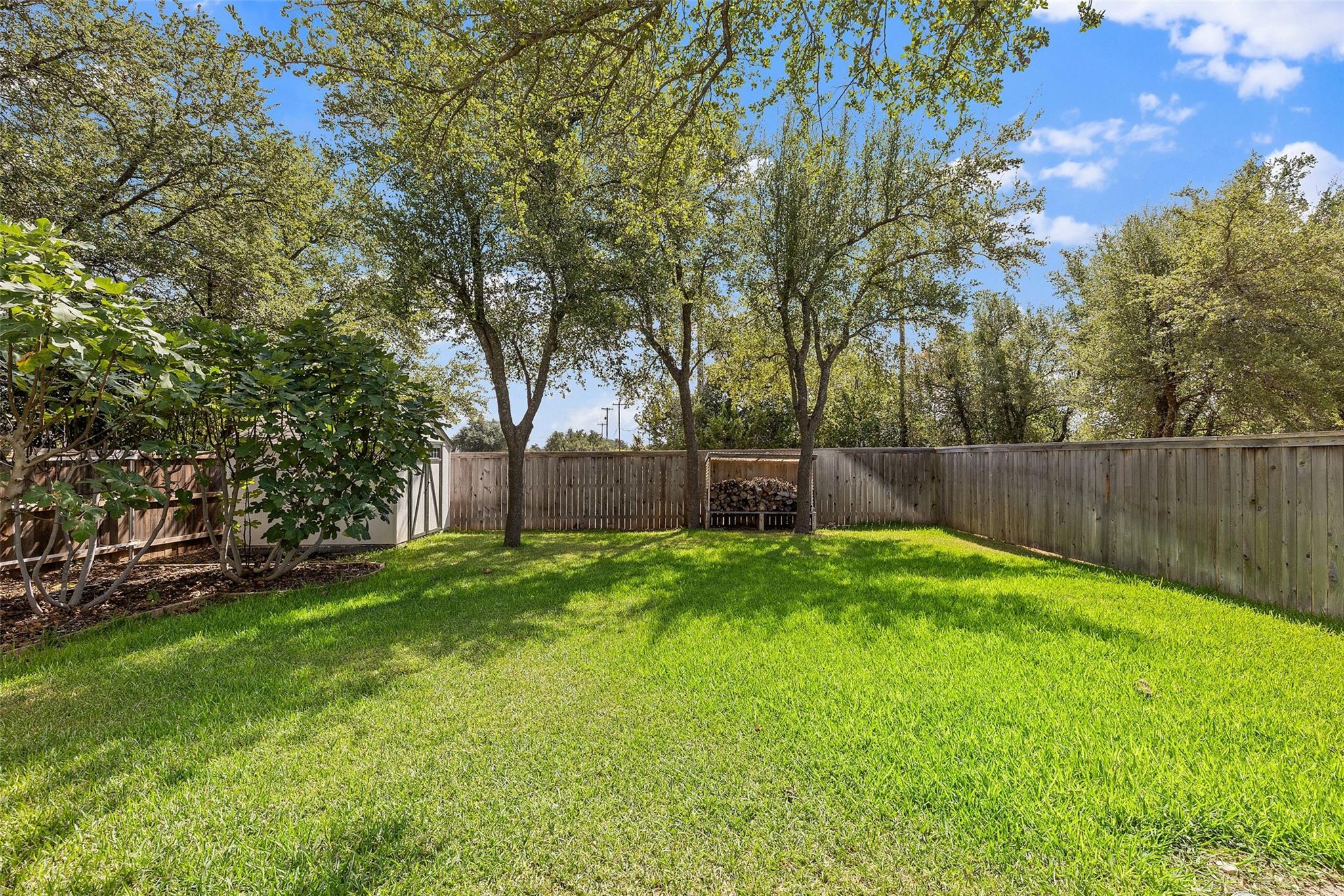 1928 Barnett DR