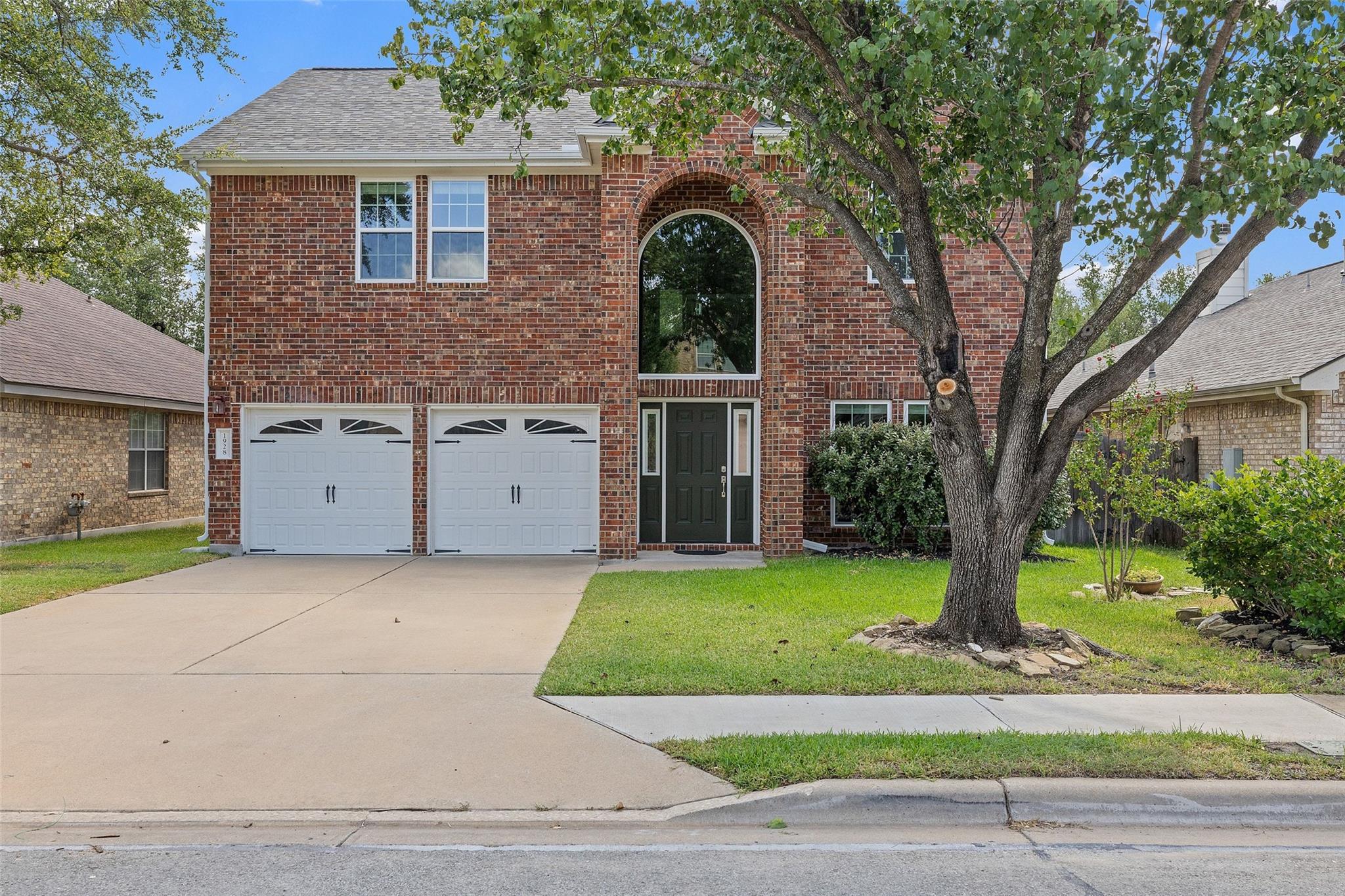 1928 Barnett DR