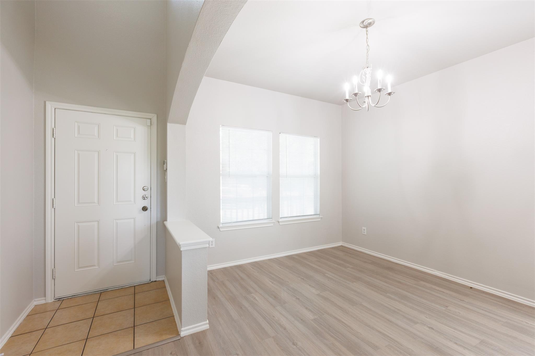 11302 Brownsboro CT