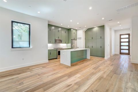 Tiny photo for 3208 Clawson RD #3B, Austin, TX 78704 (MLS # 2717661)
