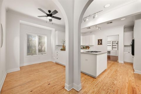 Tiny photo for 4111 Burnet RD W, Austin, TX 78756 (MLS # 3340780)