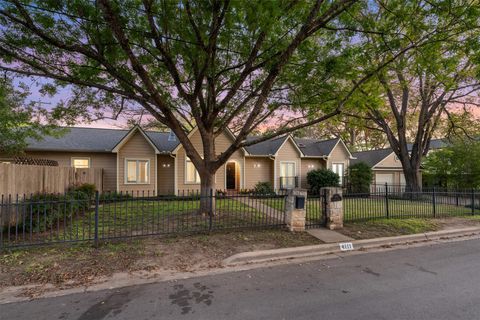 Photo of 4111 Burnet RD W, Austin, TX 78756 (MLS # 3340780)