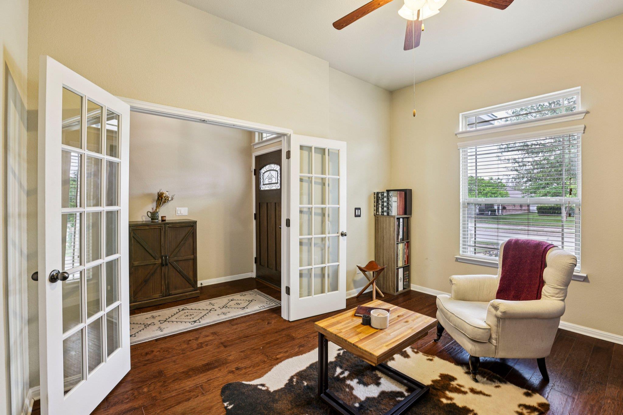 904 Walnut Canyon BLVD